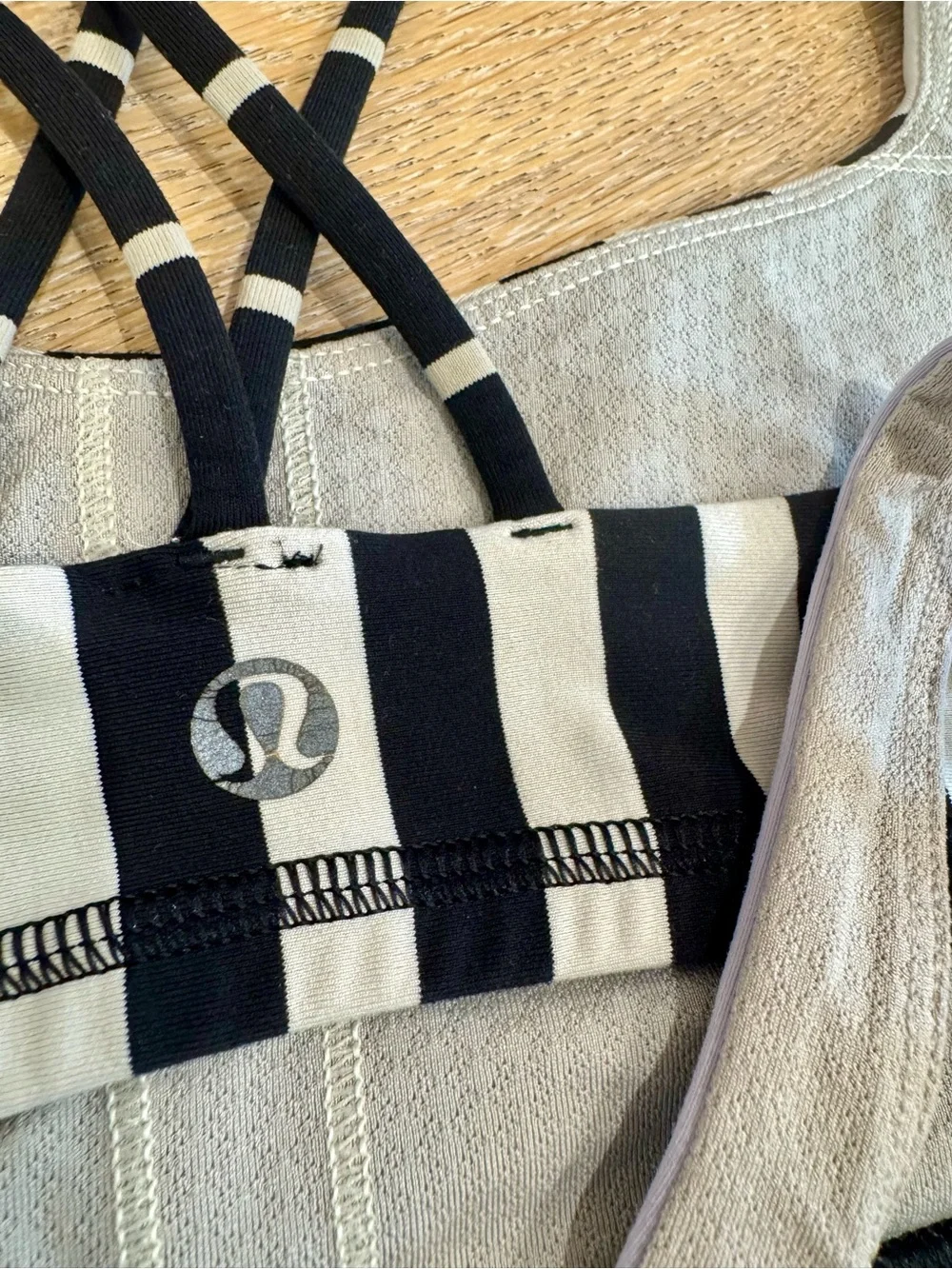 Set of 2 Lululemon Free to Be Bras Size 6